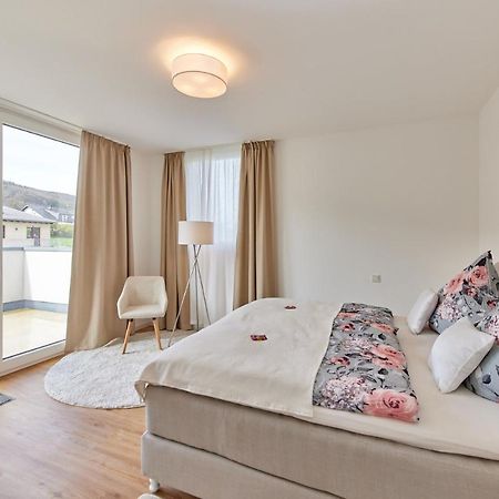 Mittelmosel Panorama Ferienwohnung Kinheim Экстерьер фото